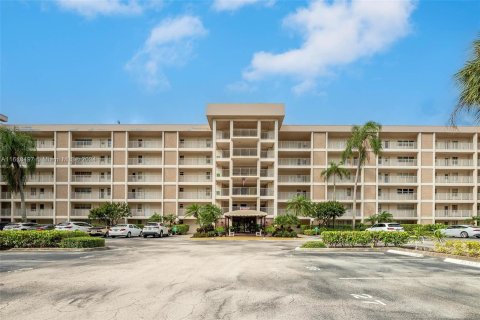 Copropriété à vendre à Pompano Beach, Floride: 1 chambre, 83.61 m2 № 1240668 - photo 8