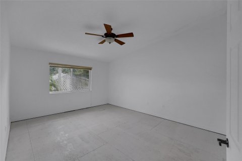 Adosado en venta en Fort Lauderdale, Florida, 4 dormitorios, 191.56 m2 № 1057894 - foto 15