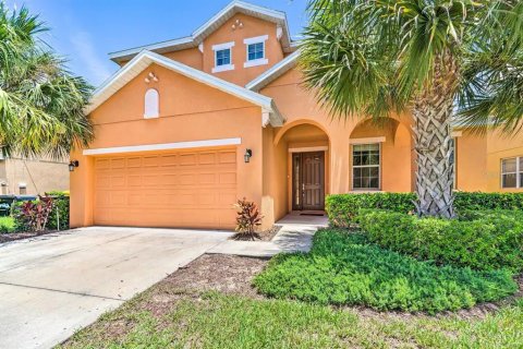 House in Davenport, Florida 6 bedrooms, 337.79 sq.m. № 1359150 - photo 1