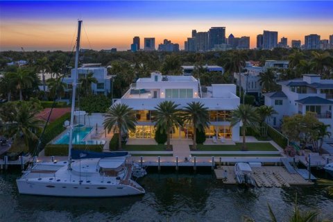 Villa ou maison à vendre à Fort Lauderdale, Floride: 6 chambres, 723.52 m2 № 1026363 - photo 3