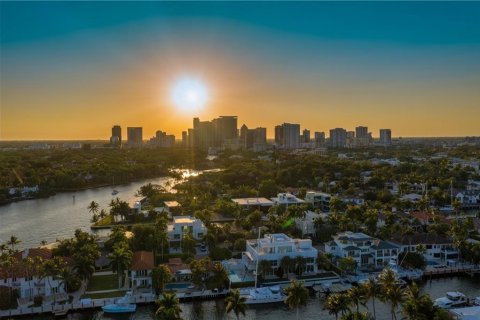 Villa ou maison à vendre à Fort Lauderdale, Floride: 6 chambres, 723.52 m2 № 1026363 - photo 5