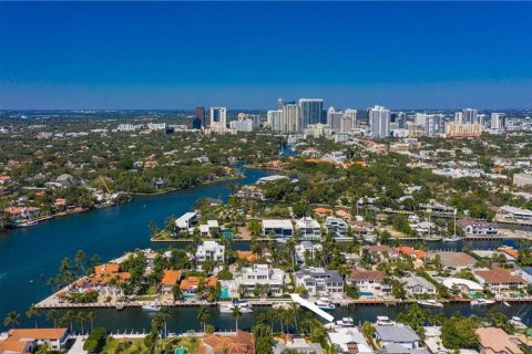 Villa ou maison à vendre à Fort Lauderdale, Floride: 6 chambres, 723.52 m2 № 1026363 - photo 6