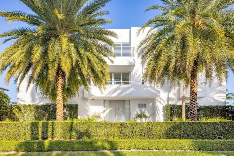 Villa ou maison à vendre à Fort Lauderdale, Floride: 6 chambres, 723.52 m2 № 1026363 - photo 28