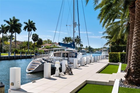 Casa en venta en Fort Lauderdale, Florida, 6 dormitorios, 723.52 m2 № 1026363 - foto 11