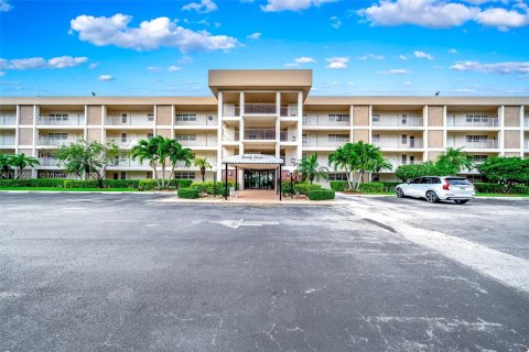 Copropriété à vendre à Pompano Beach, Floride: 2 chambres, 98.85 m2 № 1049414 - photo 2