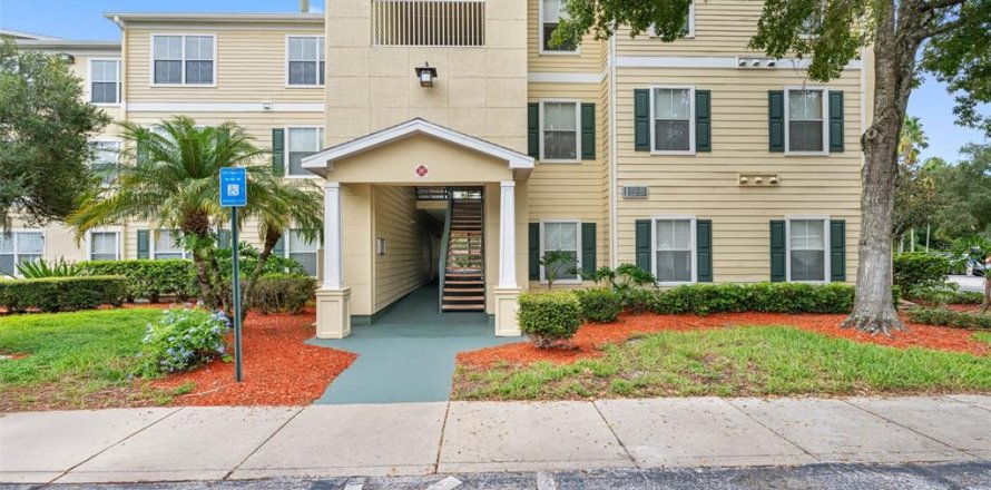 Condo in Tampa, Florida, 3 bedrooms  № 1410017