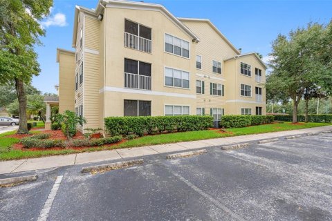 Copropriété à vendre à Tampa, Floride: 3 chambres, 124.02 m2 № 1410017 - photo 2