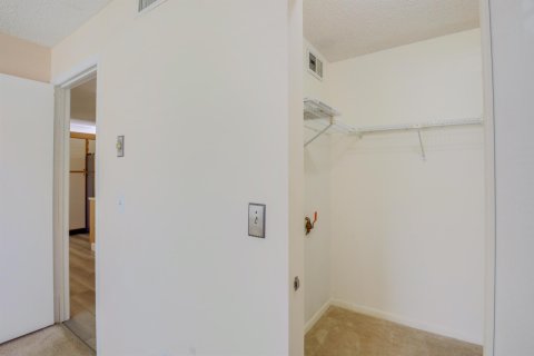 Condo in Jupiter, Florida, 2 bedrooms  № 1061258 - photo 22