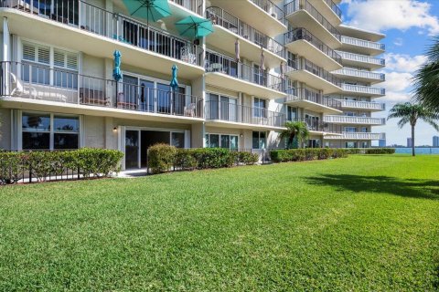 Condominio en venta en Lake Park, Florida, 2 dormitorios, 133.78 m2 № 1061257 - foto 25