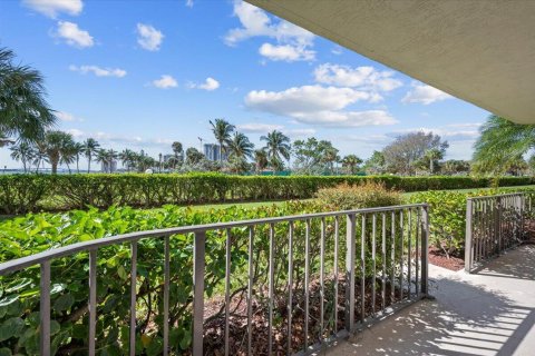 Condominio en venta en Lake Park, Florida, 2 dormitorios, 133.78 m2 № 1061257 - foto 24