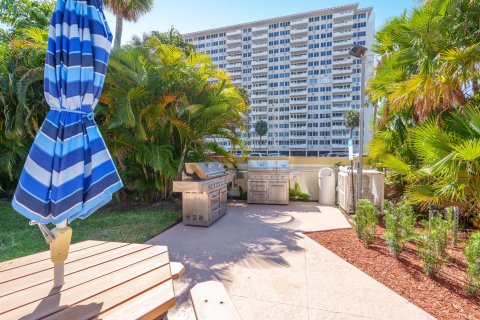 Condo in Fort Lauderdale, Florida, 2 bedrooms  № 1061295 - photo 8