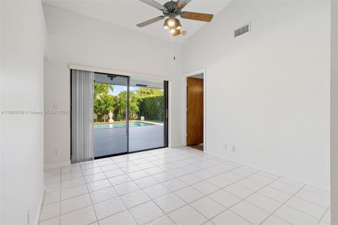 Villa ou maison à vendre à Coral Springs, Floride: 4 chambres, 185.25 m2 № 1398409 - photo 12