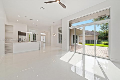 Villa ou maison à vendre à Weston, Floride: 4 chambres, 252.32 m2 № 1398369 - photo 14