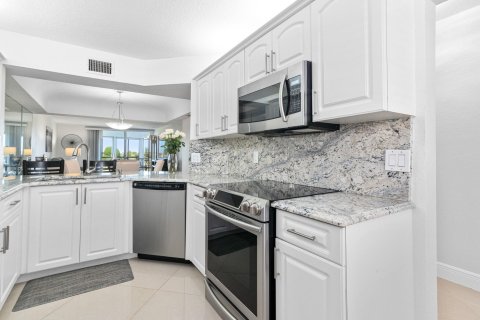 Copropriété à vendre à Boca Raton, Floride: 2 chambres, 120.77 m2 № 1092772 - photo 12