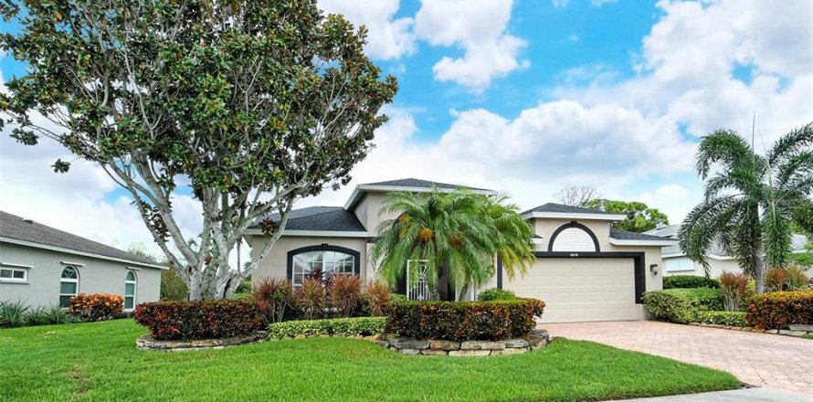 Villa ou maison à Sarasota, Floride 2 chambres, 172.8 m2 № 1390601