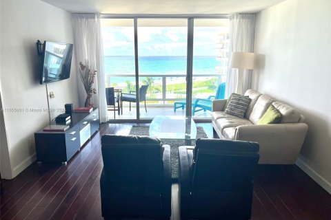 Copropriété à louer à Miami Beach, Floride: 2 chambres, 95.69 m2 № 1356915 - photo 5