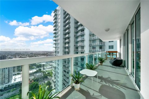 Copropriété à vendre à Miami, Floride: 2 chambres, 106.28 m2 № 1356997 - photo 29