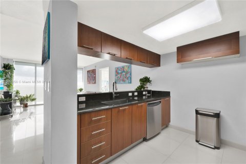 Condominio en venta en Miami, Florida, 2 dormitorios, 106.28 m2 № 1356997 - foto 27