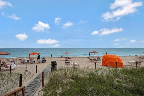 Condo in Fort Lauderdale, Florida, 1 bedroom  № 1058761 - photo 2