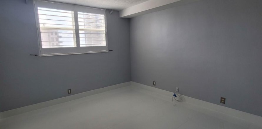 Condominio en Hollywood, Florida, 1 dormitorio  № 1207790