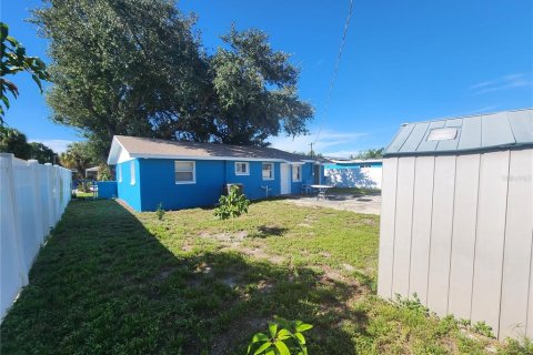 House in Tampa, Florida 3 bedrooms, 81.29 sq.m. № 1347504 - photo 6