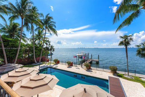 House in Key Biscayne, Florida 7 bedrooms, 579.71 sq.m. № 1362200 - photo 24