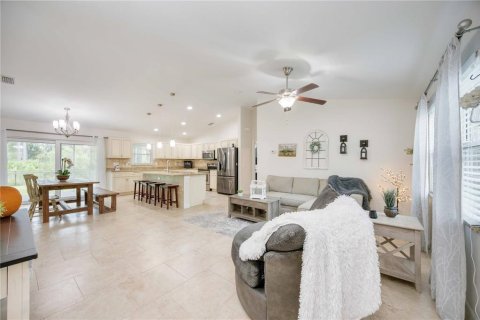 Villa ou maison à vendre à North Port, Floride: 3 chambres, 132.57 m2 № 1371369 - photo 7