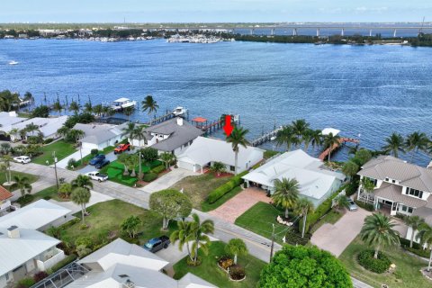 Casa en venta en Palm City, Florida, 3 dormitorios, 202.81 m2 № 1061105 - foto 11