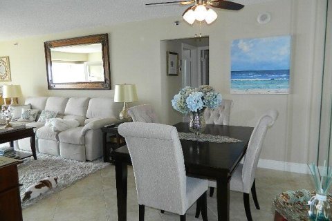Copropriété à vendre à Highland Beach, Floride: 2 chambres, 102.19 m2 № 1061108 - photo 8
