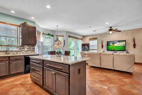 Villa ou maison à vendre à Pembroke Pines, Floride: 5 chambres, 290.23 m2 № 1240563 - photo 17