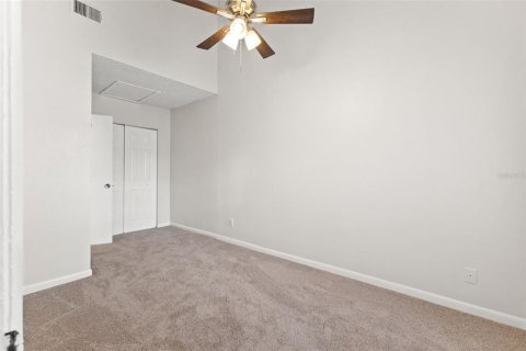 Condo in Tampa, Florida, 2 bedrooms  № 1395633 - photo 16