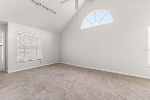 Condo in Tampa, Florida, 2 bedrooms  № 1395633 - photo 10