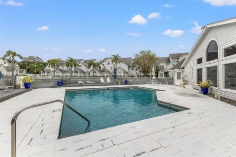 Copropriété à vendre à Tampa, Floride: 2 chambres, 89.56 m2 № 1395633 - photo 2