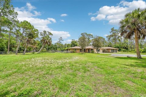 Villa ou maison à vendre à North Port, Floride: 3 chambres, 181.44 m2 № 1247285 - photo 9