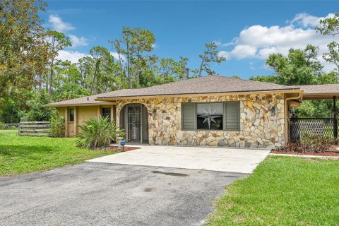 House in North Port, Florida 3 bedrooms, 181.44 sq.m. № 1247285 - photo 2