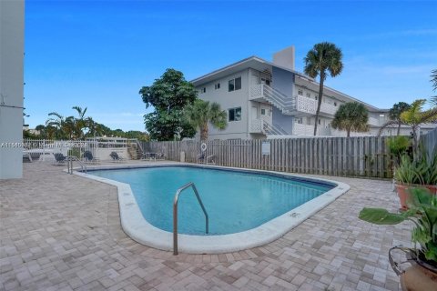 Купить кондоминиум в Норт-Майами, Флорида 2 спальни, 101.82м2, № 1050515 - фото 24