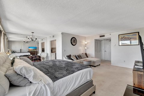 Condo in Boca Raton, Florida, 1 bedroom  № 1060356 - photo 10