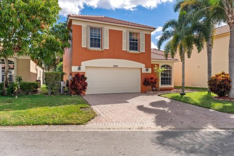 Villa ou maison à vendre à Riviera Beach, Floride: 4 chambres, 175.59 m2 № 1036174 - photo 3