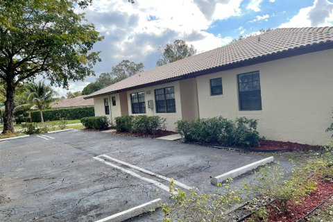 Immobilier commercial à vendre à Coral Springs, Floride: 363.71 m2 № 1036144 - photo 3