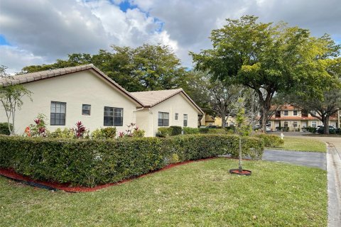 Immobilier commercial à vendre à Coral Springs, Floride: 363.71 m2 № 1036144 - photo 6