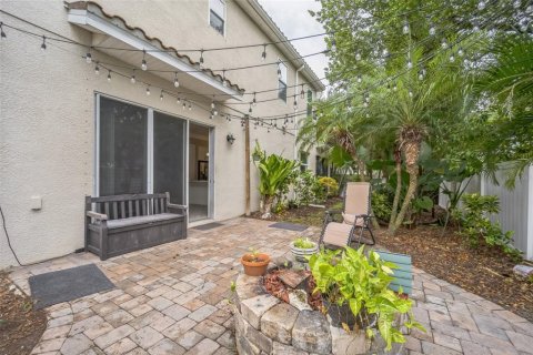 Casa en venta en Tampa, Florida, 5 dormitorios, 332.22 m2 № 1397088 - foto 29