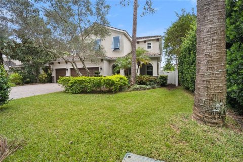 Villa ou maison à vendre à Tampa, Floride: 5 chambres, 332.22 m2 № 1397088 - photo 2