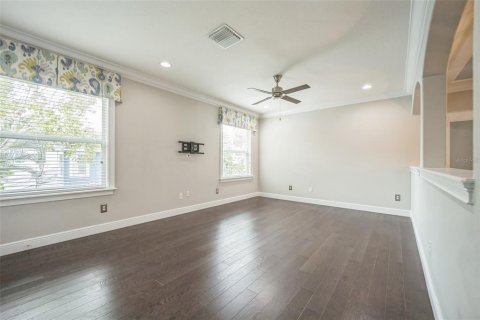 Villa ou maison à vendre à Tampa, Floride: 5 chambres, 332.22 m2 № 1397088 - photo 15