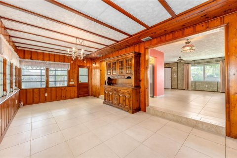 Villa ou maison à vendre à Palmetto Bay, Floride: 4 chambres, 121.89 m2 № 1294539 - photo 27