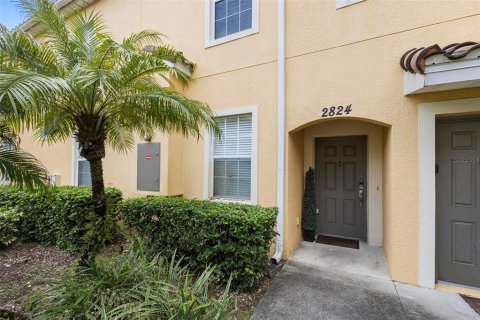 Condominio en venta en Kissimmee, Florida, 3 dormitorios, 116.59 m2 № 1064674 - foto 3