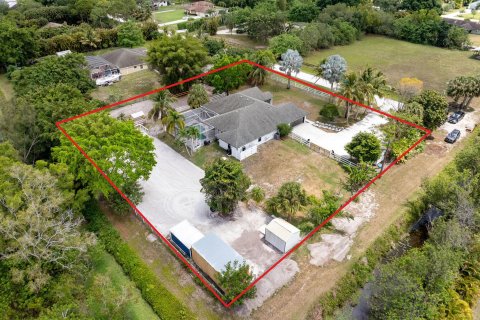 House in Loxahatchee Groves, Florida 4 bedrooms, 218.51 sq.m. № 1171113 - photo 21