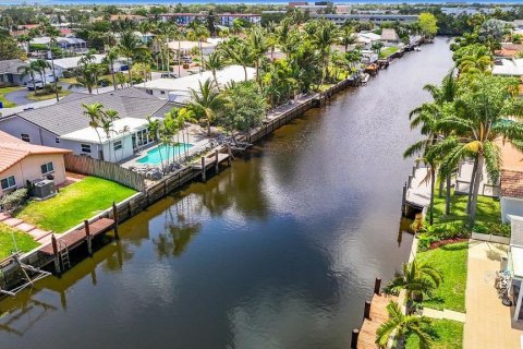 Casa en venta en Fort Lauderdale, Florida, 3 dormitorios, 173.36 m2 № 1171084 - foto 19