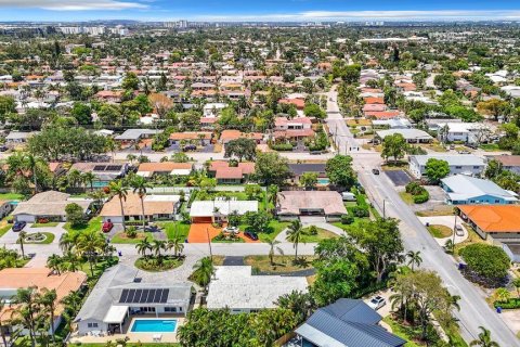 Casa en venta en Fort Lauderdale, Florida, 3 dormitorios, 173.36 m2 № 1171084 - foto 8