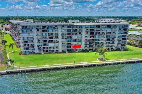 Condominio en venta en Lake Park, Florida, 2 dormitorios, 133.78 m2 № 1171155 - foto 26