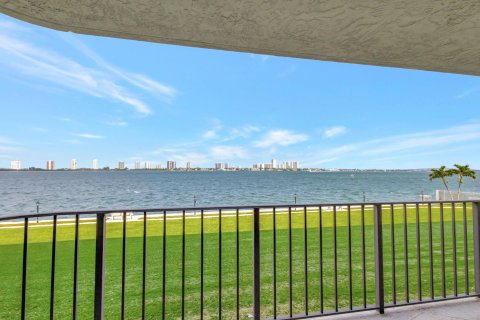 Copropriété à vendre à Lake Park, Floride: 2 chambres, 133.78 m2 № 1171155 - photo 10